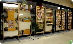 Lachspiegel-bibliothek-Grimbergen-1