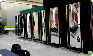 lachspiegelset-180x68-cm-in-einer-sporthalle-5